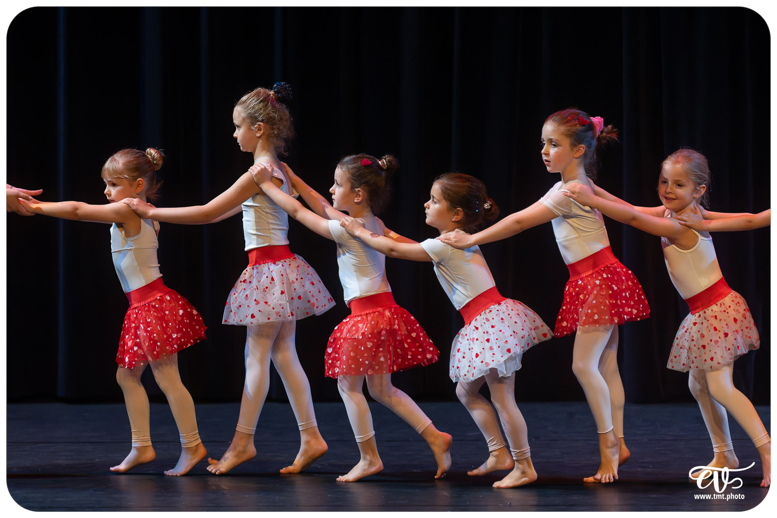ECOLE DE DANSE CÉCILE ADAMOW